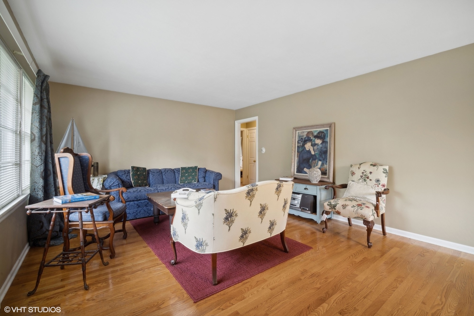 21334 West Pepper Road Lake Zurich, IL 60047 - Photo 3 of 15 Gallery Image 3
