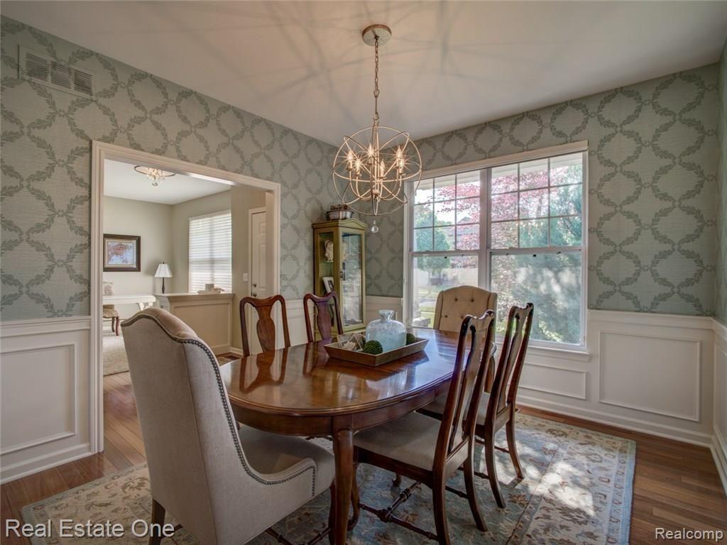3428 Talbert Circle Rochester Hills, MI 48307 - Photo 13 of 47
