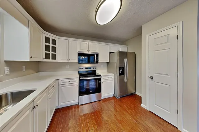 $2,050 | 284 Kent Lane, Douglasville, GA 30134