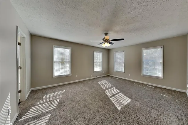 $2,050 | 284 Kent Lane, Douglasville, GA 30134