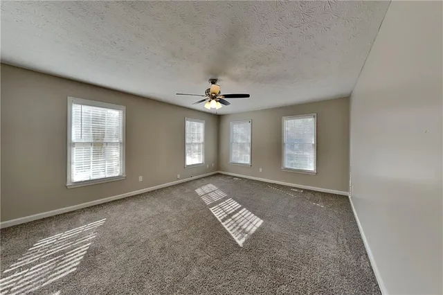 $2,050 | 284 Kent Lane, Douglasville, GA 30134