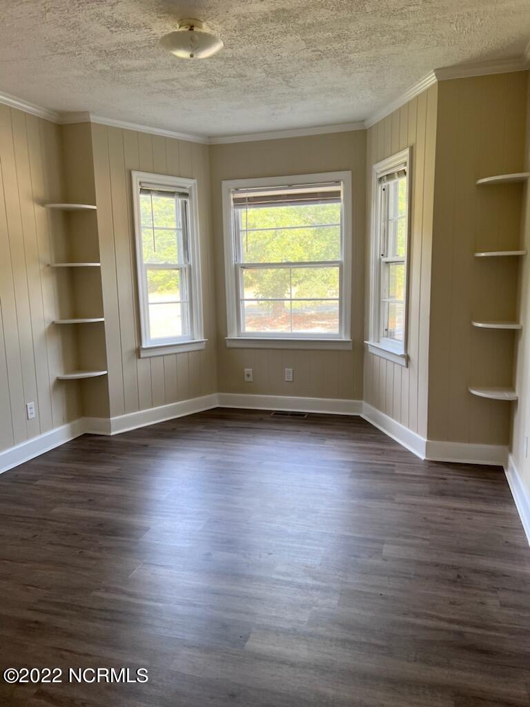 780 East Washington Street Extension Rockingham, NC 28379 - Photo 7 of 31 780 E Washington St Ext-Dinning Room Pt