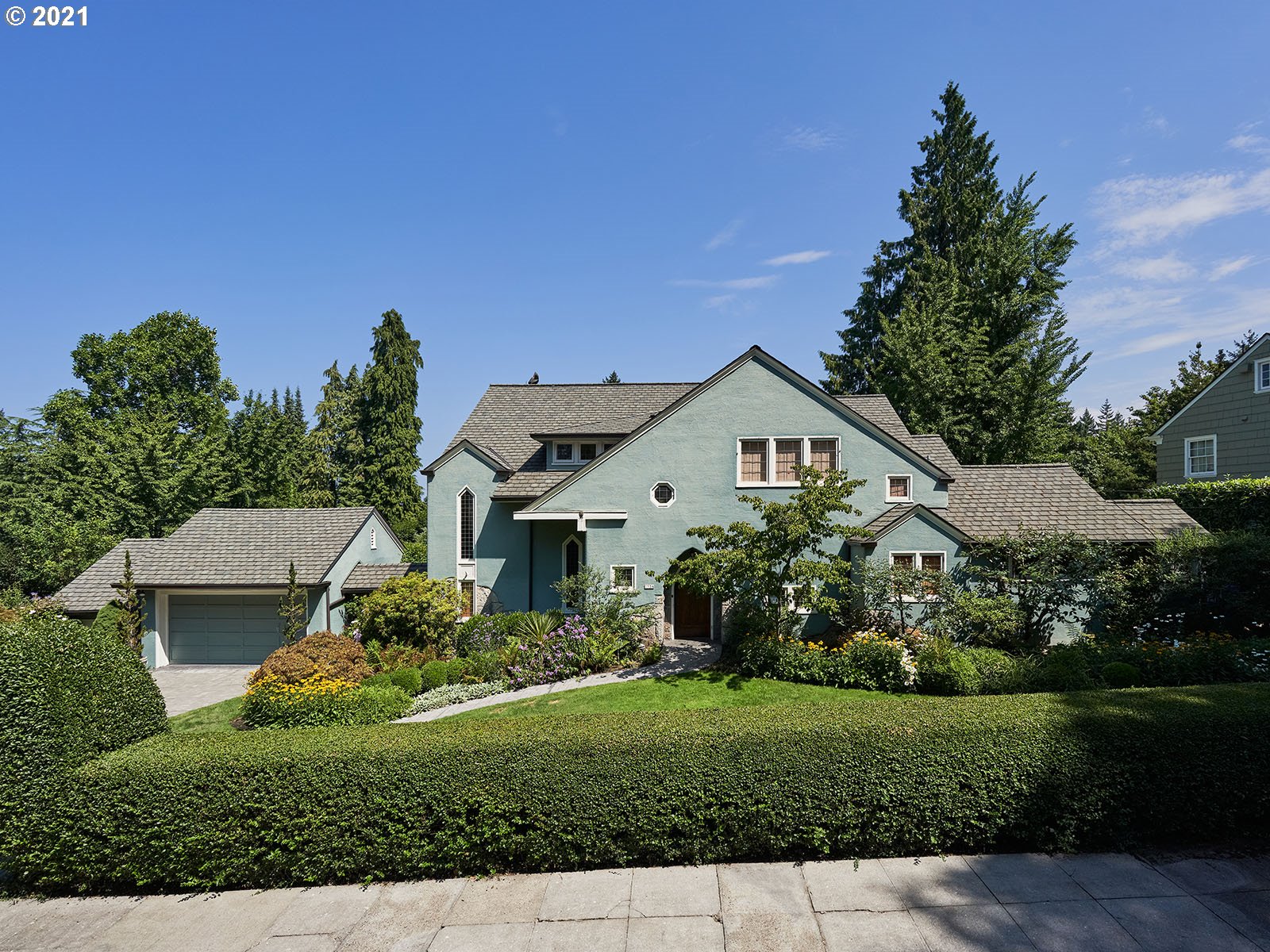 2534 Southwest Arden Road Portland, OR 97201 - Photo 1 of 30