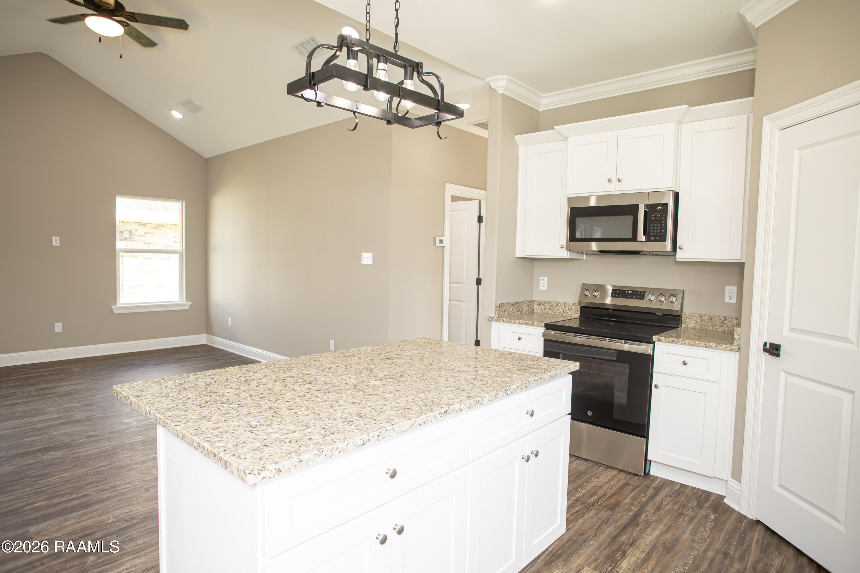 1820 Hazel Street Eunice, LA 70535 - Photo 4 of 27 8W8A6911 copy