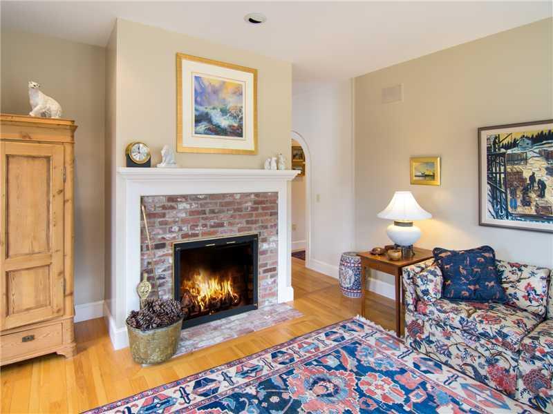 336 Ocean House Road Cape Elizabeth, ME 04107 - Photo 13 of 34 Den/Family/Great Room.