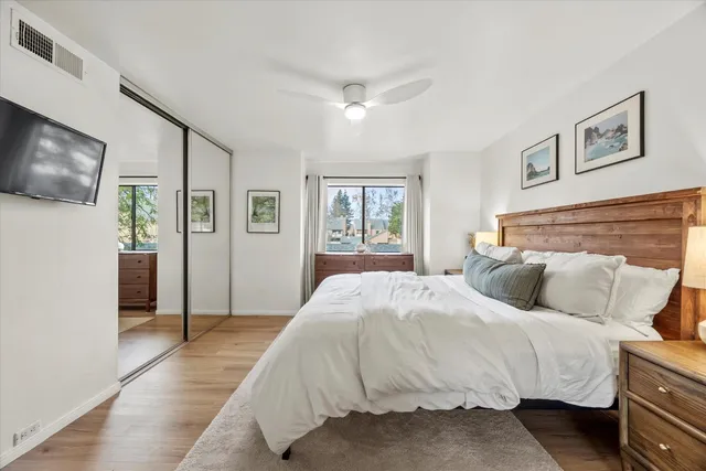 $239,950 | 524 Woodside Oaks, Unit 8, Sacramento, CA 95825