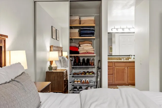 $239,950 | 524 Woodside Oaks, Unit 8, Sacramento, CA 95825