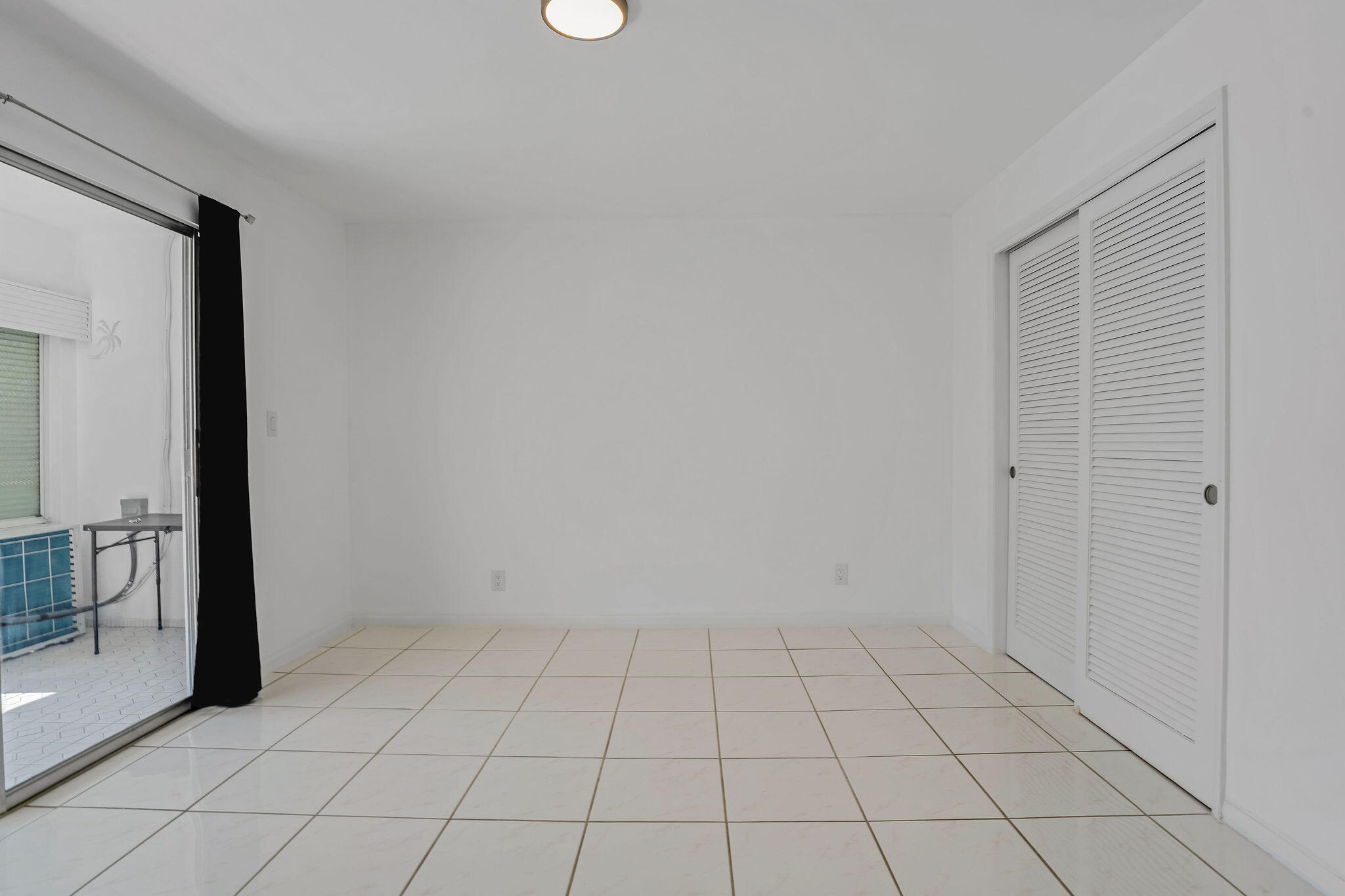 2050 Northeast 39th Street, Unit E307 Lighthouse Point, FL 33064 - Photo 25 of 42