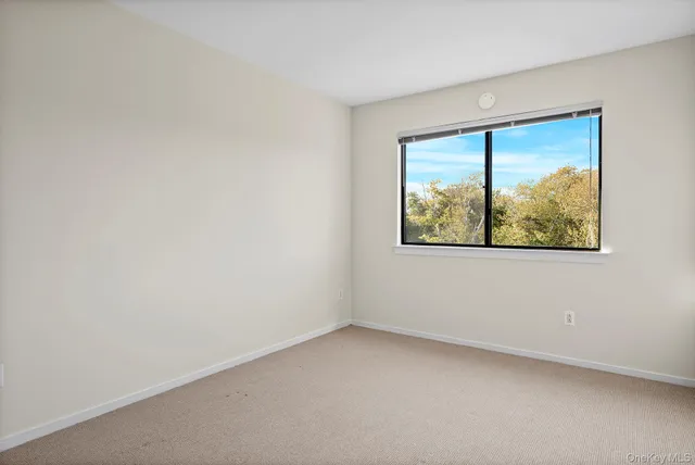 $4,000 | 59 Watchogue Avenue, East Moriches, NY 11940