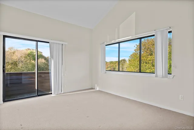 $4,000 | 59 Watchogue Avenue, East Moriches, NY 11940