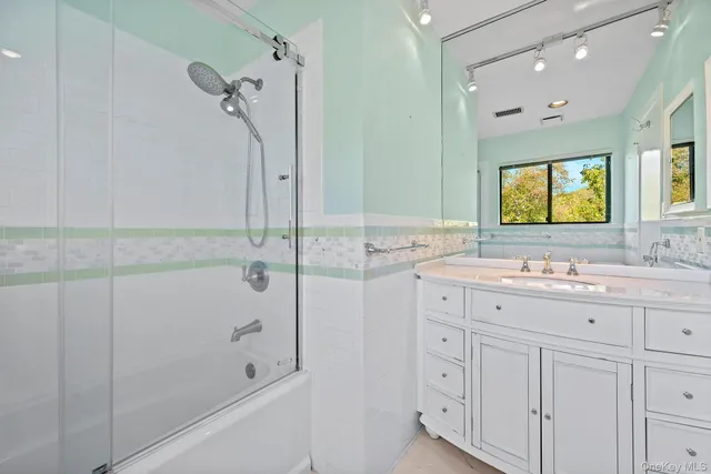 $4,000 | 59 Watchogue Avenue, East Moriches, NY 11940