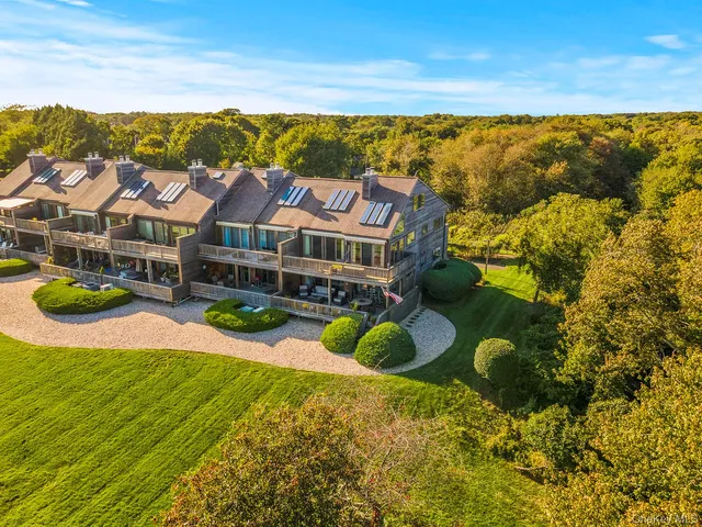 $4,000 | 59 Watchogue Avenue, East Moriches, NY 11940