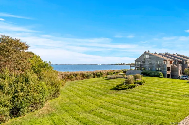 $4,000 | 59 Watchogue Avenue, East Moriches, NY 11940