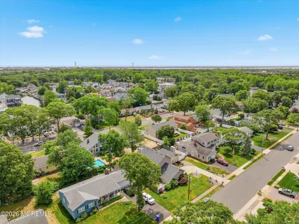 $730,000 | 14 Scheiber Drive, Brick, NJ 08723