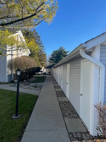 $189,000 | 800 East Arthur Street, Unit B4, Warsaw, IN 46580