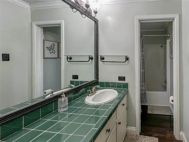 $275,000 | 1104 North Monte Blanc Drive, Abbeville, LA 70510