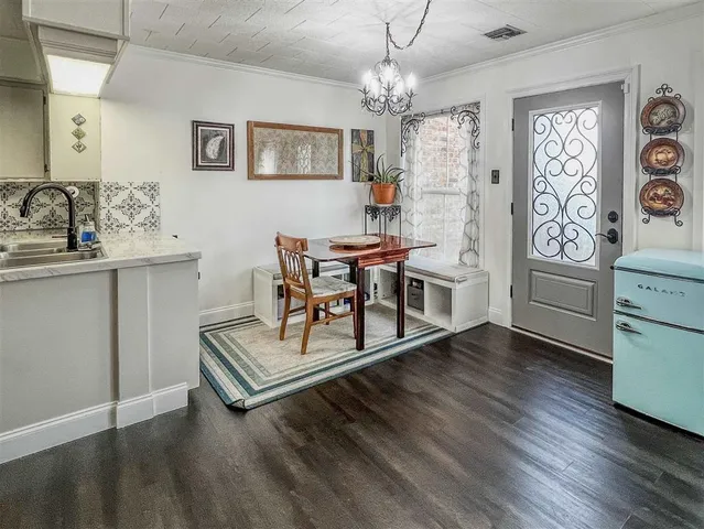 $275,000 | 1104 North Monte Blanc Drive, Abbeville, LA 70510