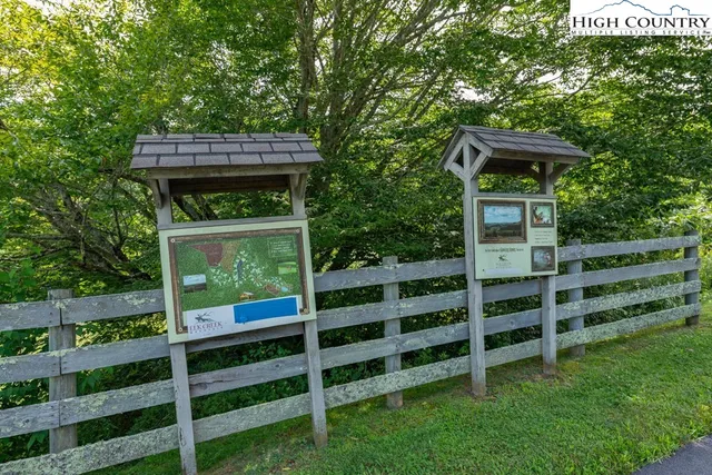 a sign that is on the side of a building