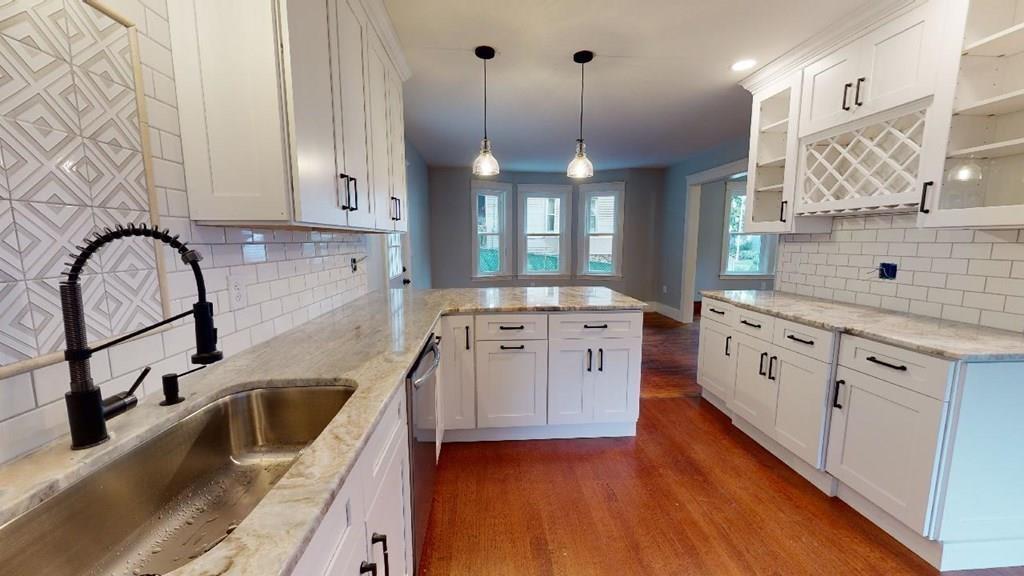 77 Beaconsfield Road Worcester, MA 01602 - Photo 16 of 39