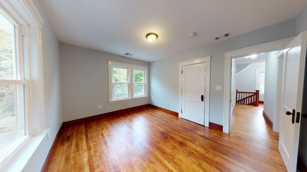 77 Beaconsfield Road Worcester, MA 01602 - Photo 34 of 39