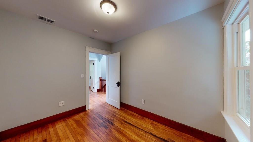 77 Beaconsfield Road Worcester, MA 01602 - Photo 36 of 39
