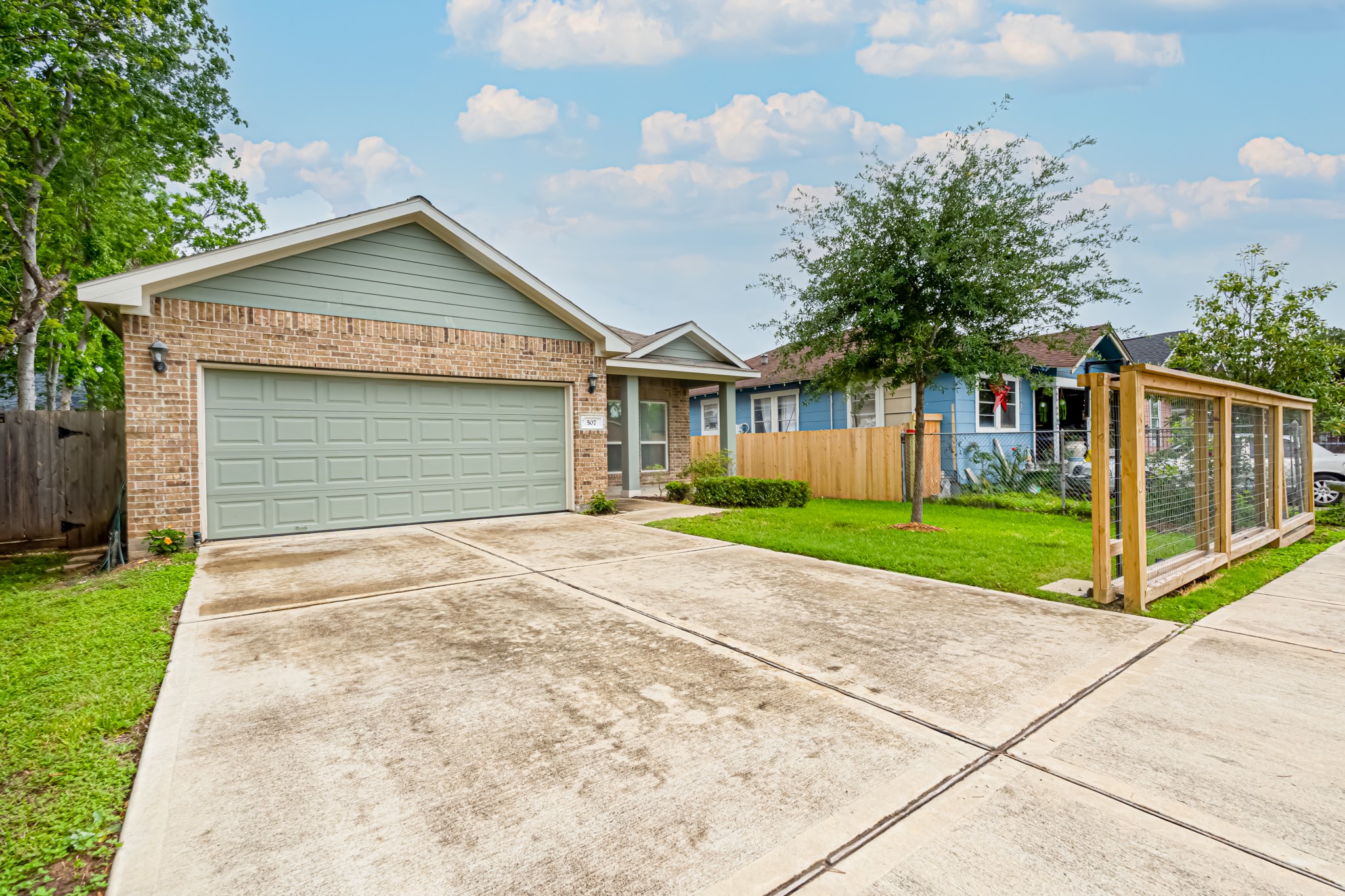 507 Rouse Street Houston, TX 77020 - Photo 2 of 24