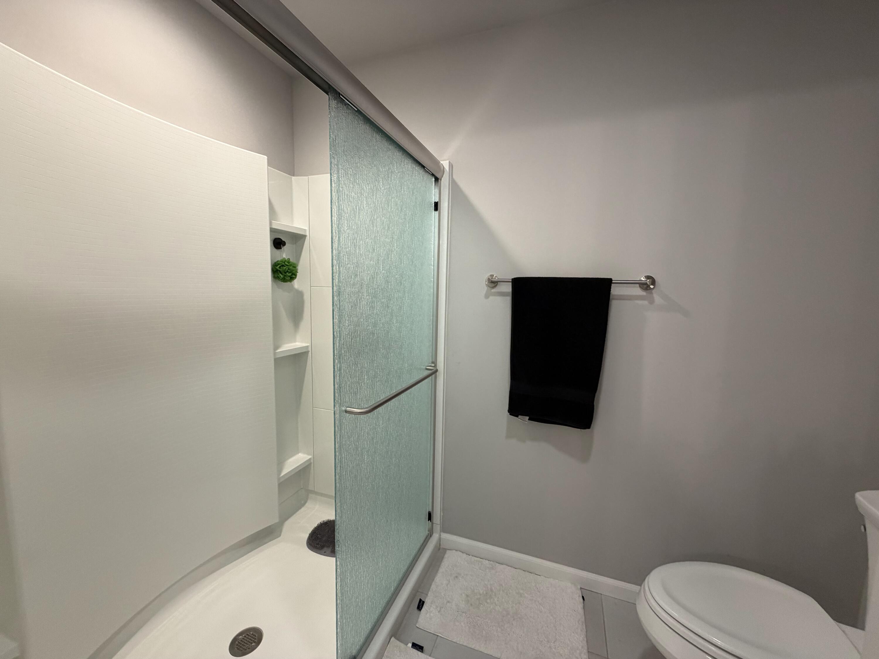 2162 Rosenberg Lane Sun Prairie, WI 53590 - Photo 7 of 28 Master Bath