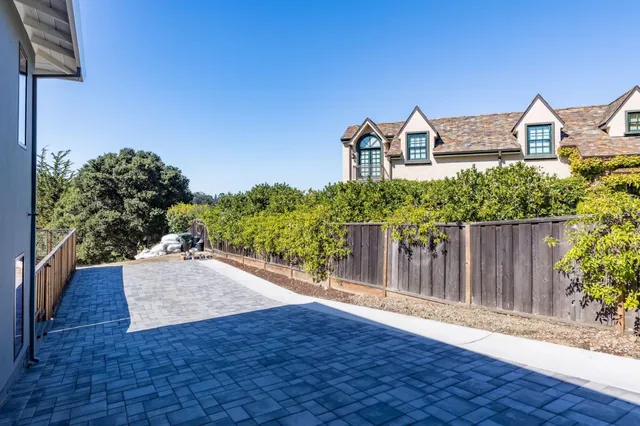 $4,990,000 | 1620 Marlborough Road, Hillsborough, CA 94010