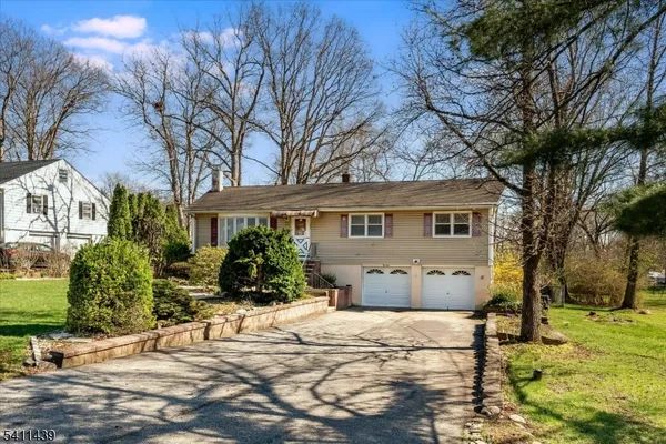 $629,000 | 13 Hilldale Road, Montville, NJ 07058