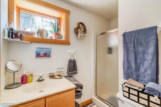 $1,250,000 | 12104 Co Highway 17, Detroit Lakes, MN 56501