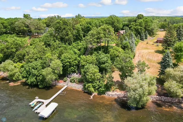 $1,250,000 | 12104 Co Highway 17, Detroit Lakes, MN 56501