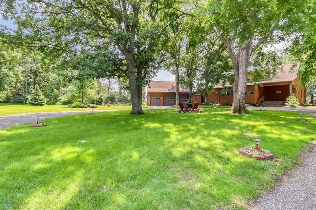 $1,250,000 | 12104 Co Highway 17, Detroit Lakes, MN 56501