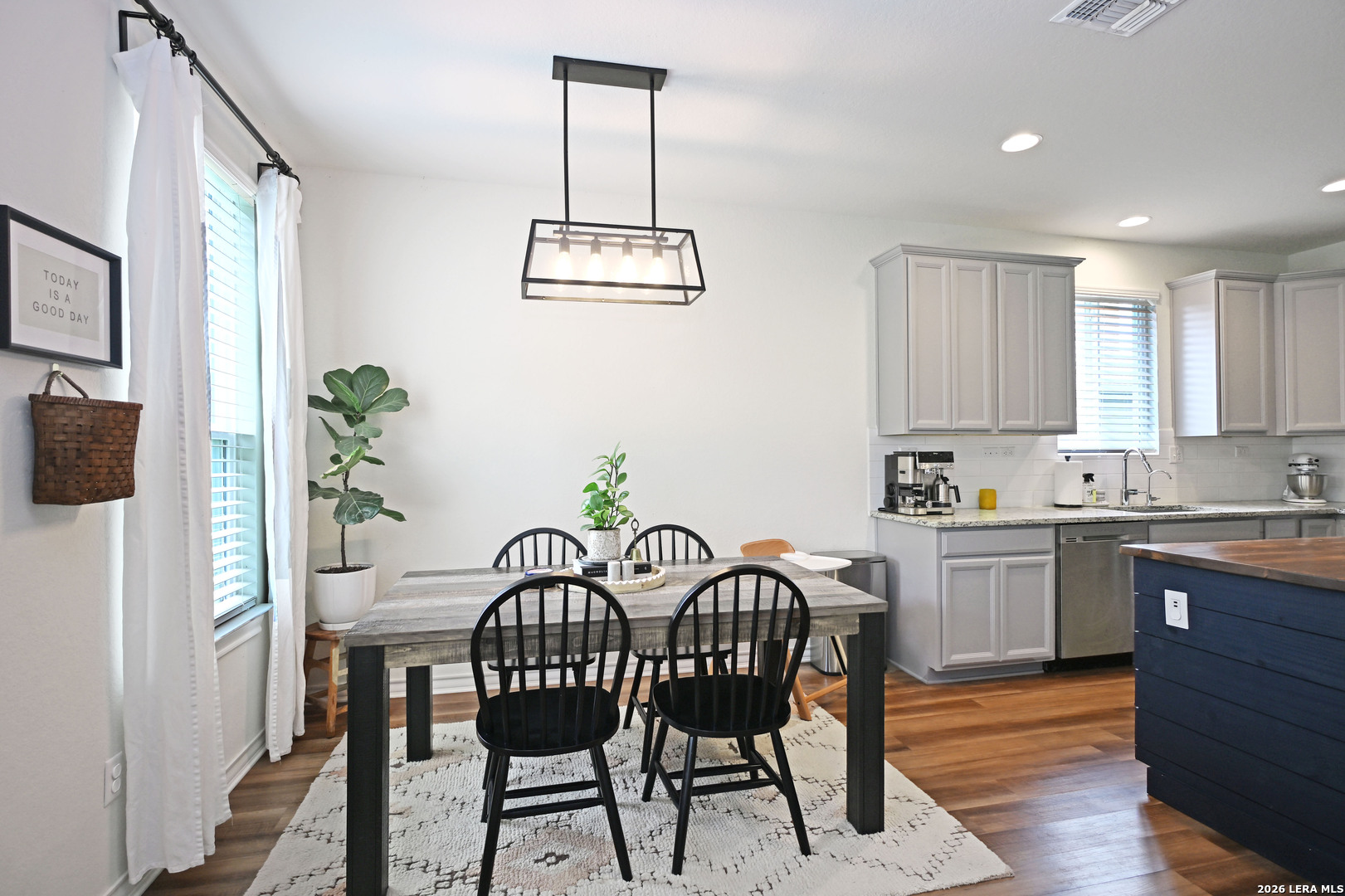 2842 Ridge Berry Road New Braunfels, TX 78130 - Photo 12 of 31