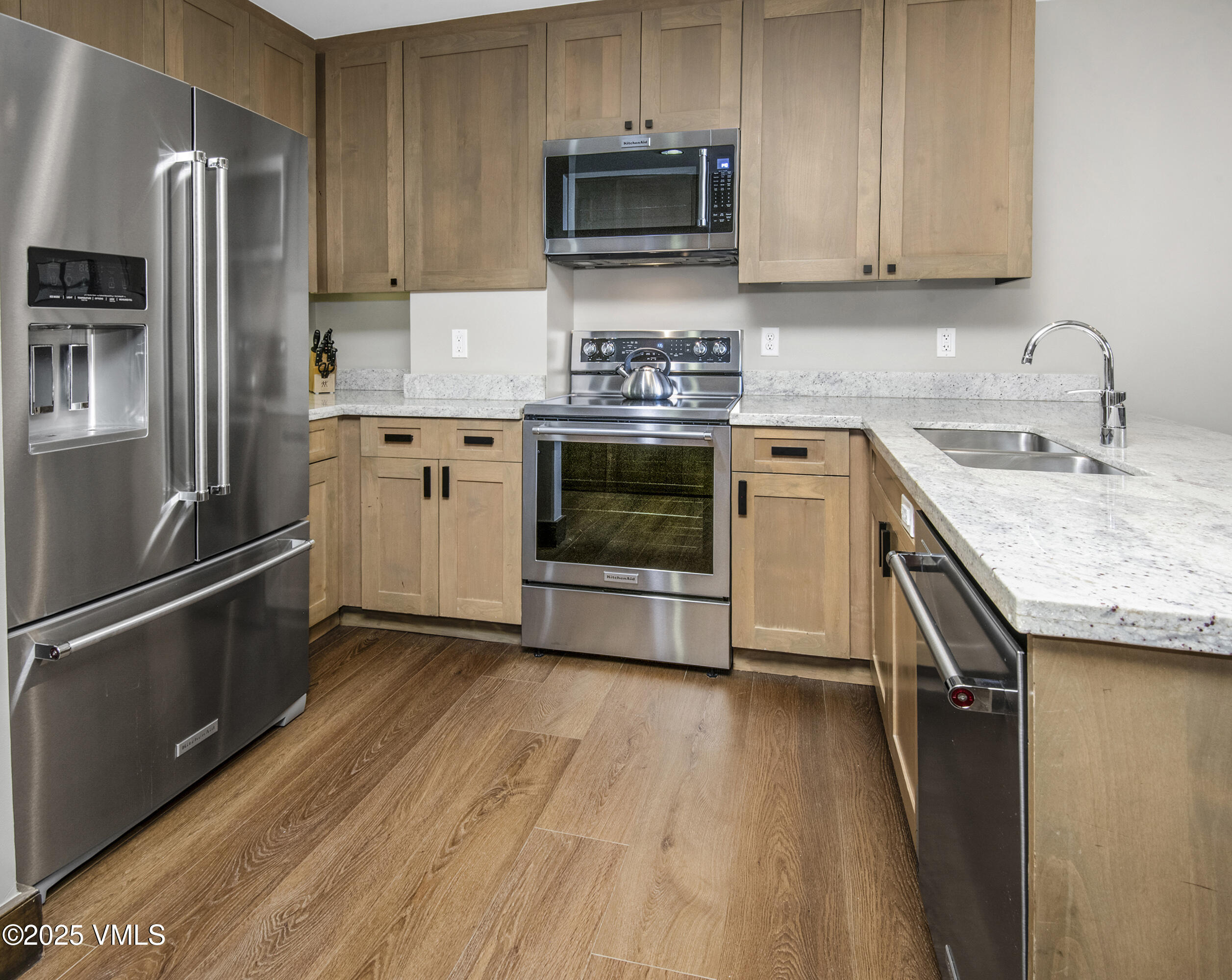 126 Riverfront Lane, Unit 307 Avon, CO 81620 - Photo 7 of 23 Westin-307-MLS_03