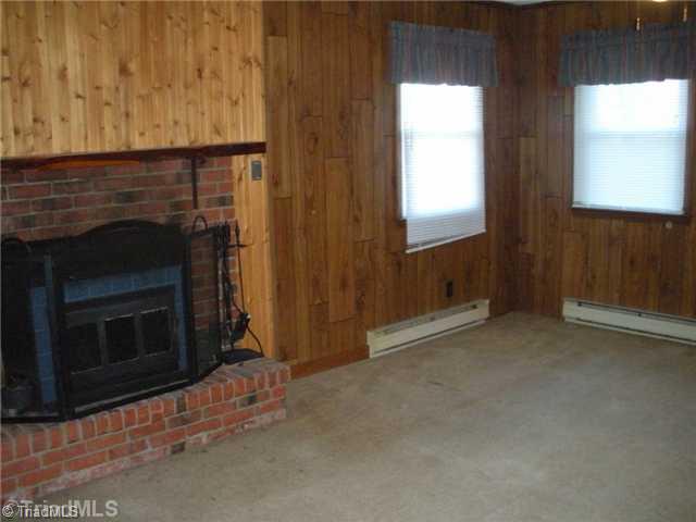3965 Millikan Road Sophia, NC 27350 - Photo 8 of 10 Living Room.