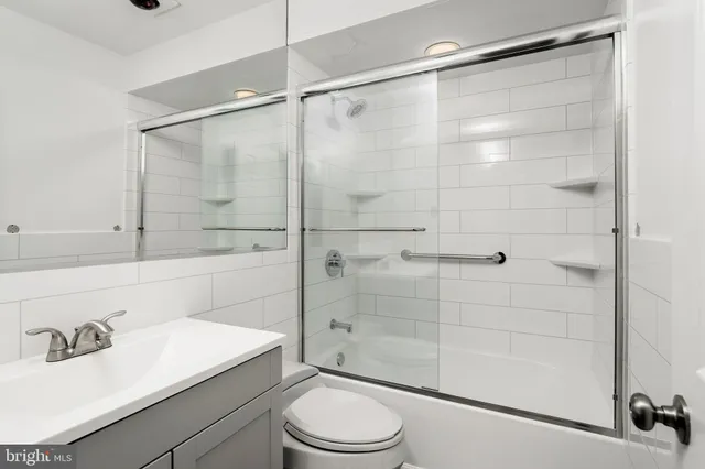 $440,000 | 449 Livingston Drive, Hightstown, NJ 08520