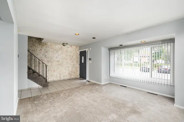 $440,000 | 449 Livingston Drive, Hightstown, NJ 08520