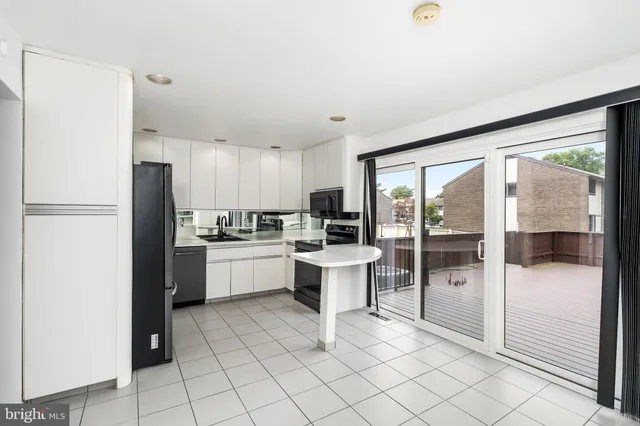 $440,000 | 449 Livingston Drive, Hightstown, NJ 08520