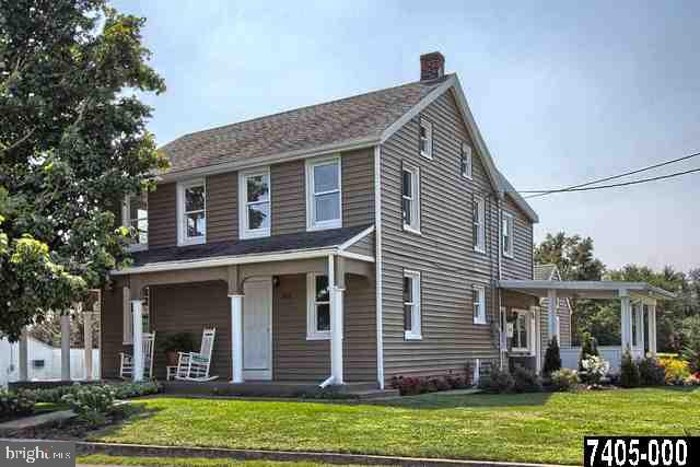 843 Greenbriar Road York, PA 17404 - Photo 1 of 35 Gallery Image 1