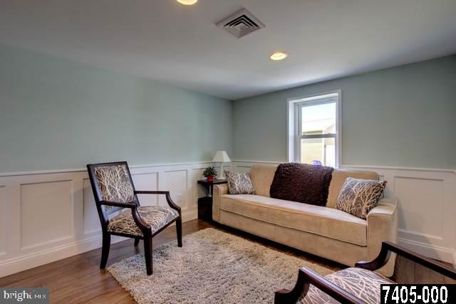 843 Greenbriar Road York, PA 17404 - Photo 12 of 35 Gallery Image 12