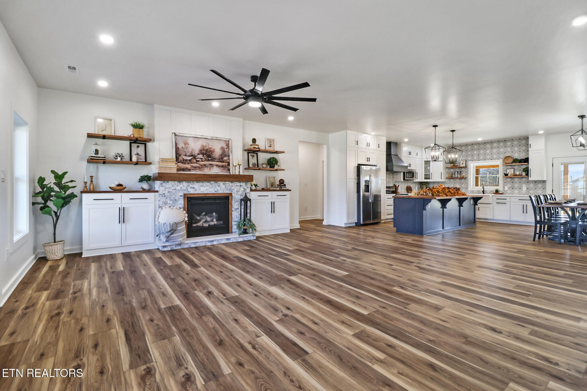 110 Eldon Justice Road Oliver Springs, TN 37840 - Photo 11 of 43 if1a6721-if1a6725