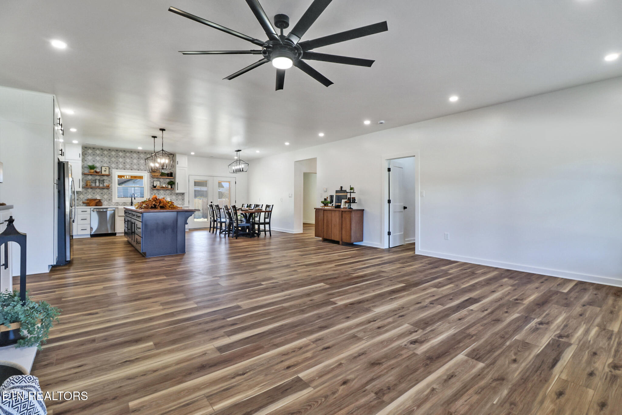 110 Eldon Justice Road Oliver Springs, TN 37840 - Photo 15 of 43 combo kitchen dining