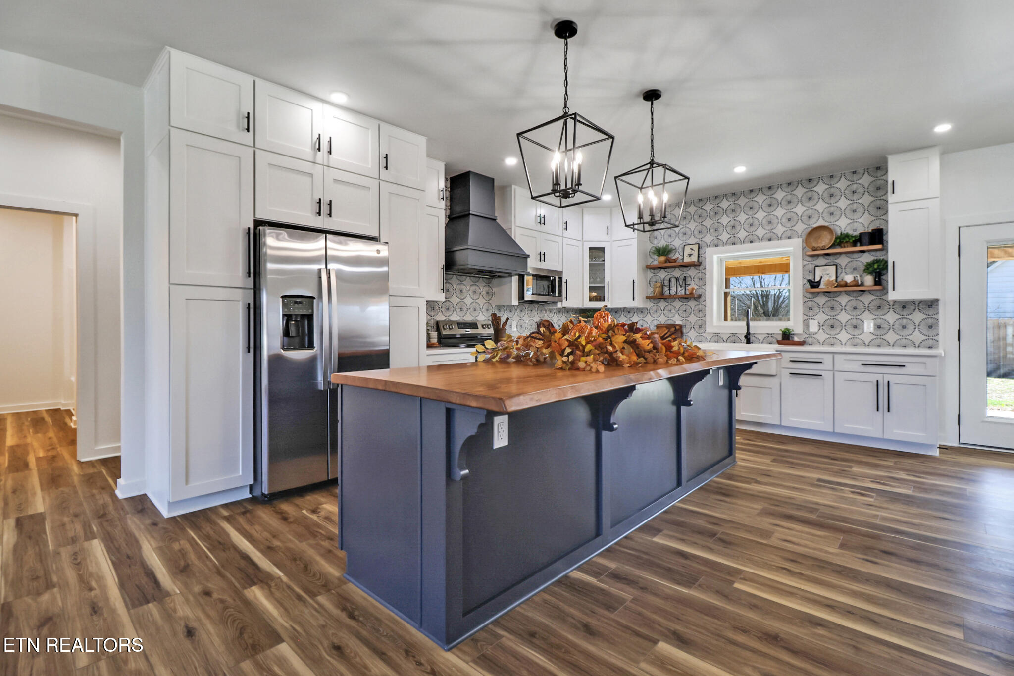 110 Eldon Justice Road Oliver Springs, TN 37840 - Photo 17 of 43 Kitchen