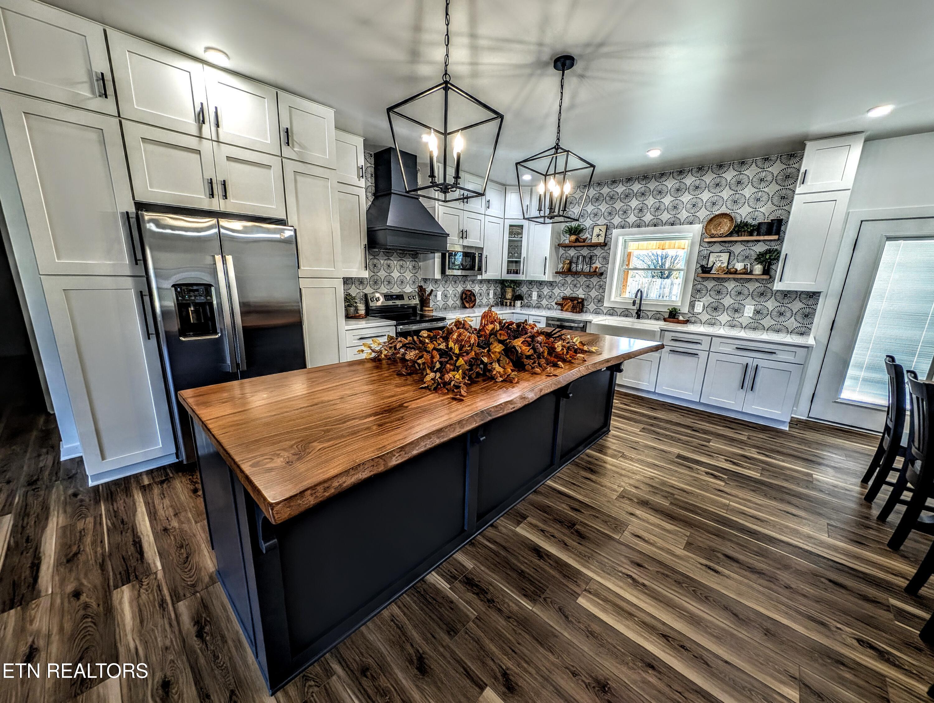 110 Eldon Justice Road Oliver Springs, TN 37840 - Photo 21 of 43 live edge island