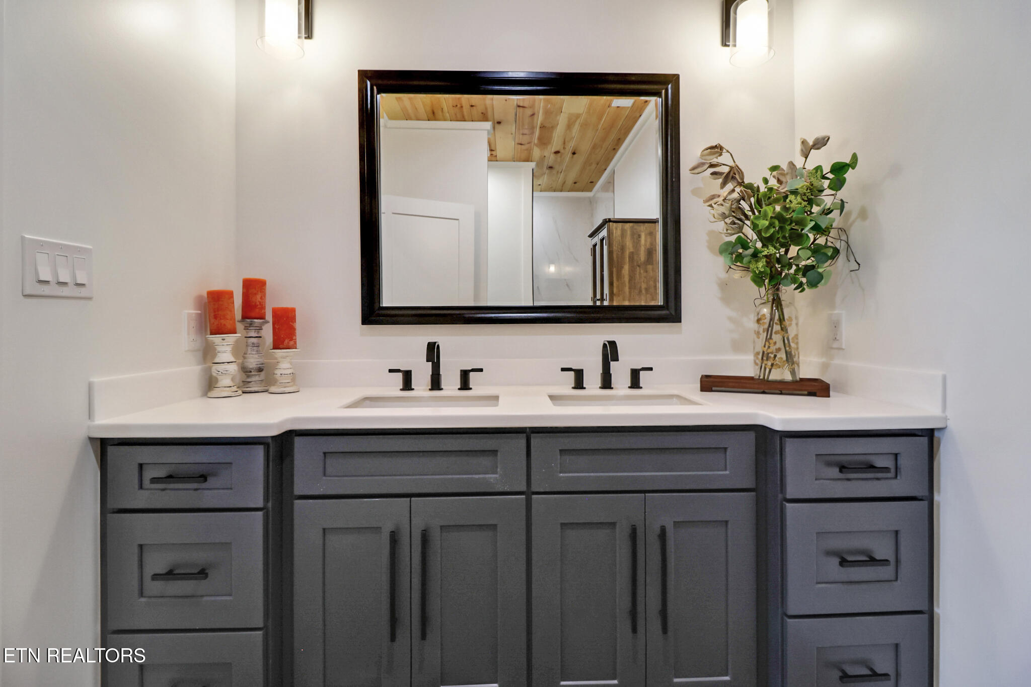 110 Eldon Justice Road Oliver Springs, TN 37840 - Photo 26 of 43 mster bath doubel sink