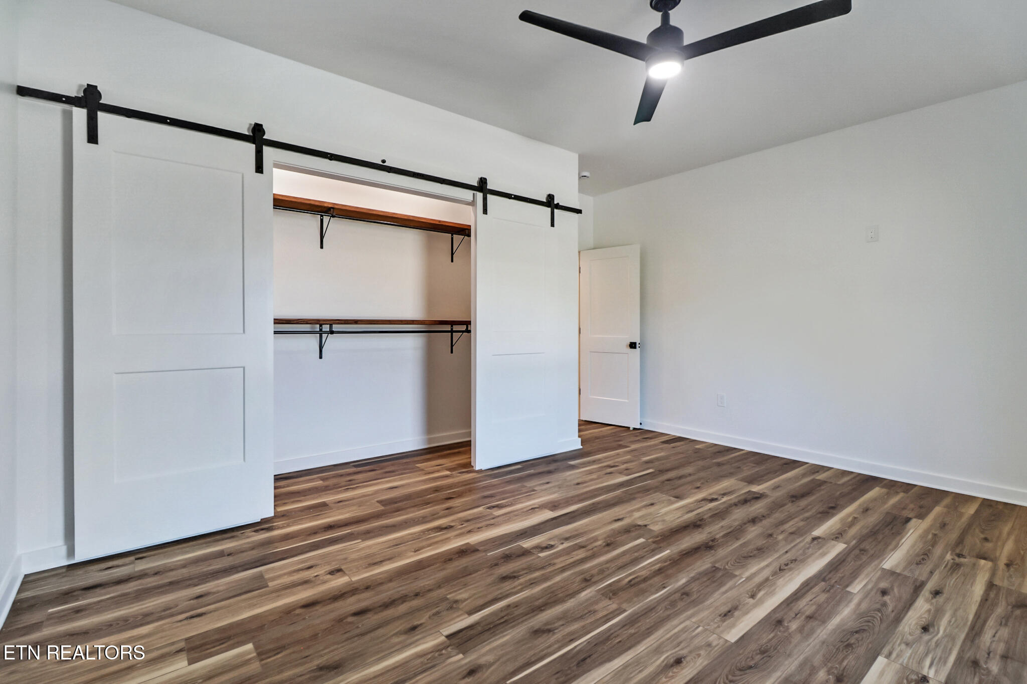 110 Eldon Justice Road Oliver Springs, TN 37840 - Photo 32 of 43 bedroom2 closet