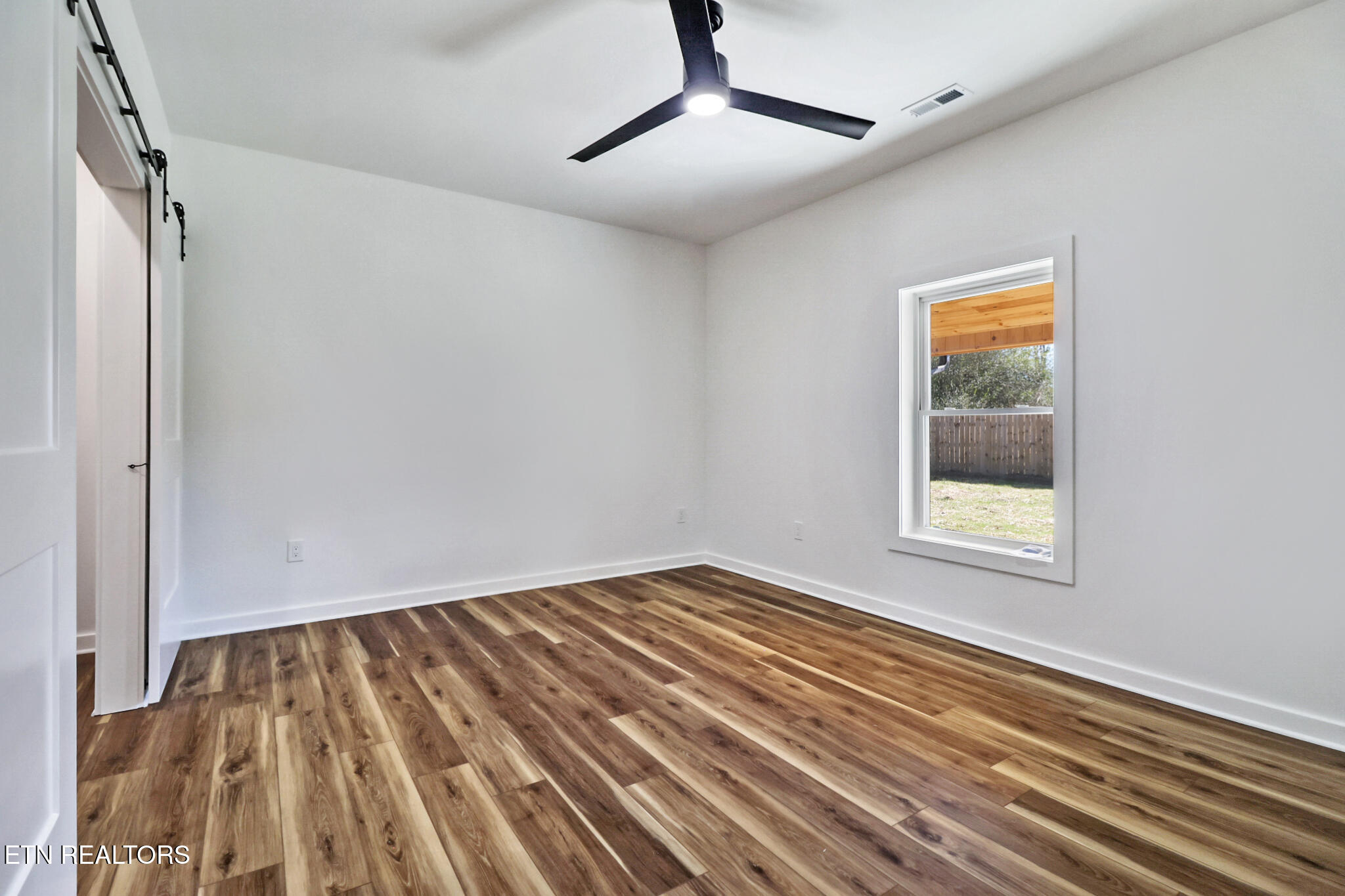 110 Eldon Justice Road Oliver Springs, TN 37840 - Photo 33 of 43 bedrrom3