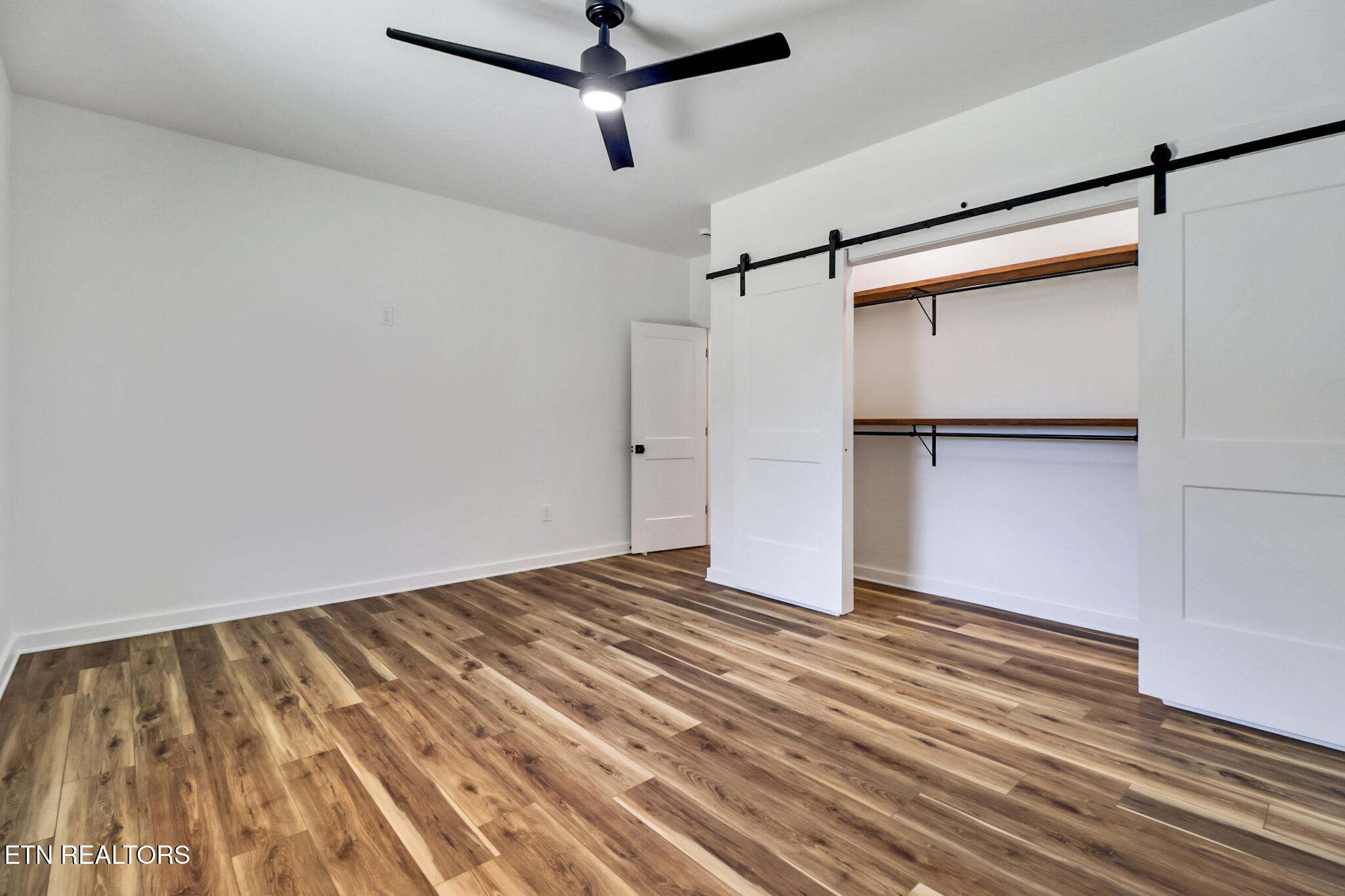 110 Eldon Justice Road Oliver Springs, TN 37840 - Photo 34 of 43 bedrooom3 closet