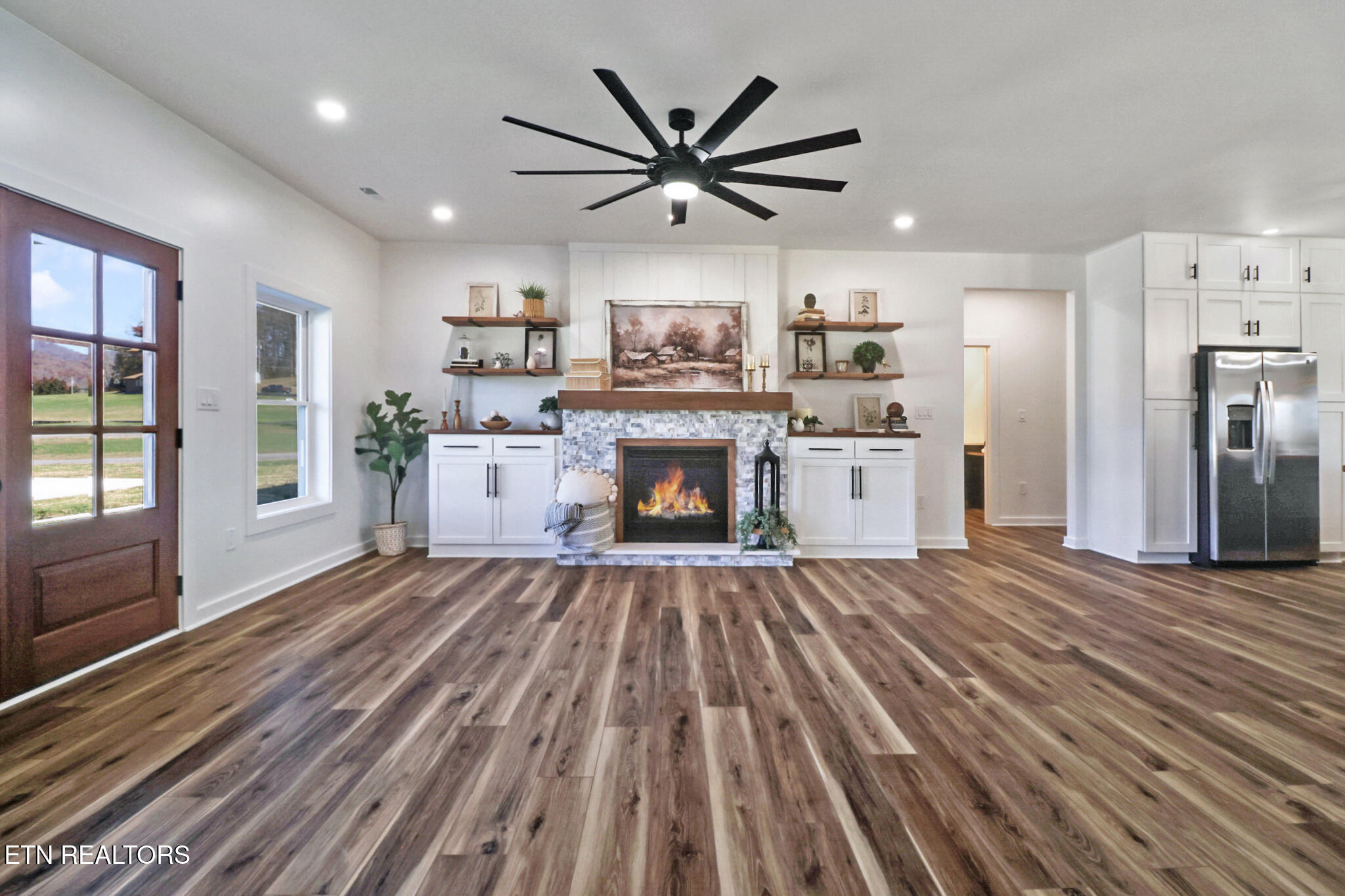 110 Eldon Justice Road Oliver Springs, TN 37840 - Photo 10 of 43 open living