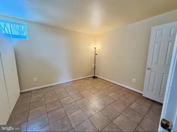 $3,300 | 12410 Iona Sound Drive, Bristow, VA 20136